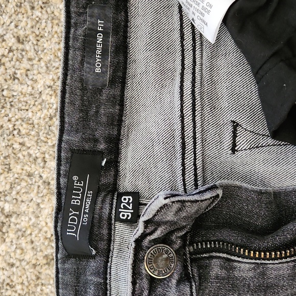 Judy Blue Jeans - Picture 5 of 11